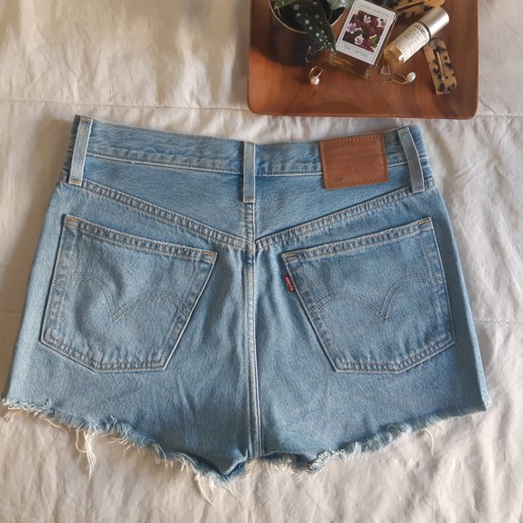 Levi's 501 Cut-Offs - Picture 3 of 6